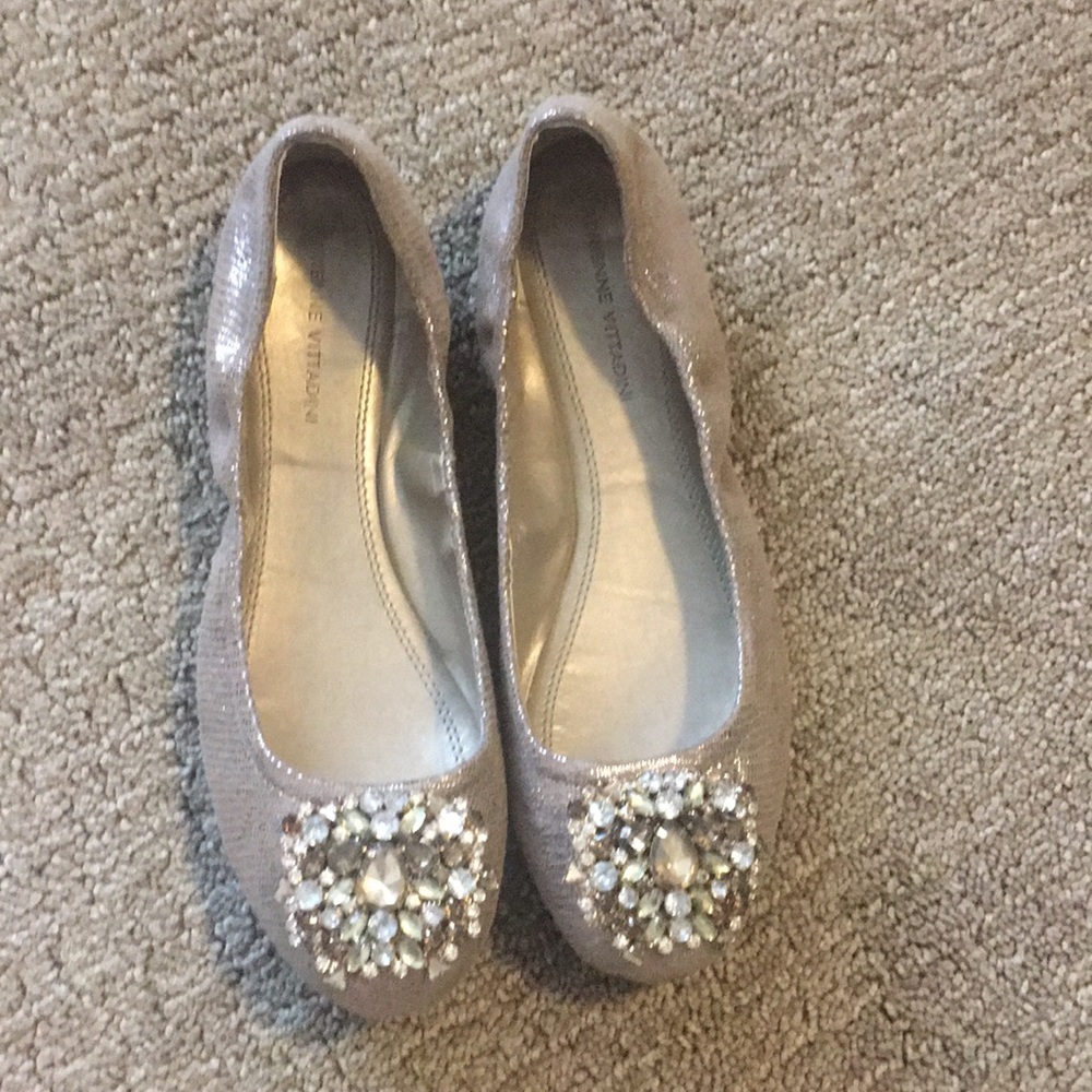 Adrienne Vittadini Champagne flats